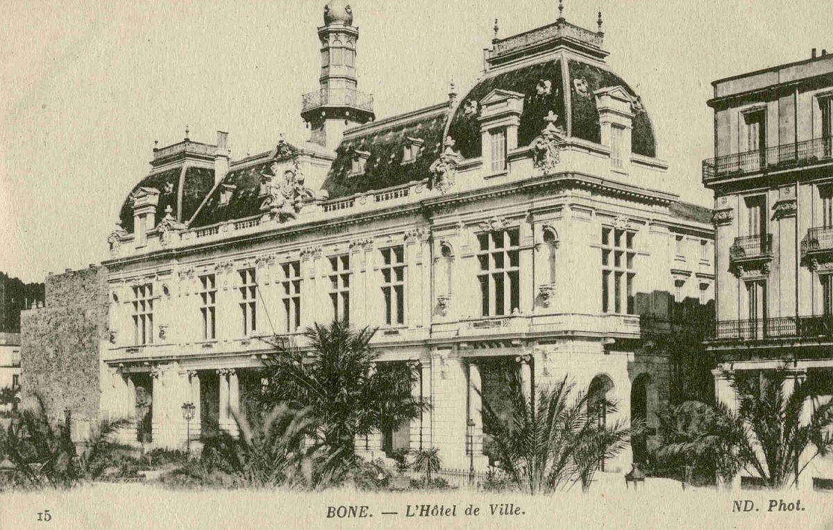Bone - Hotel de Ville.jpg