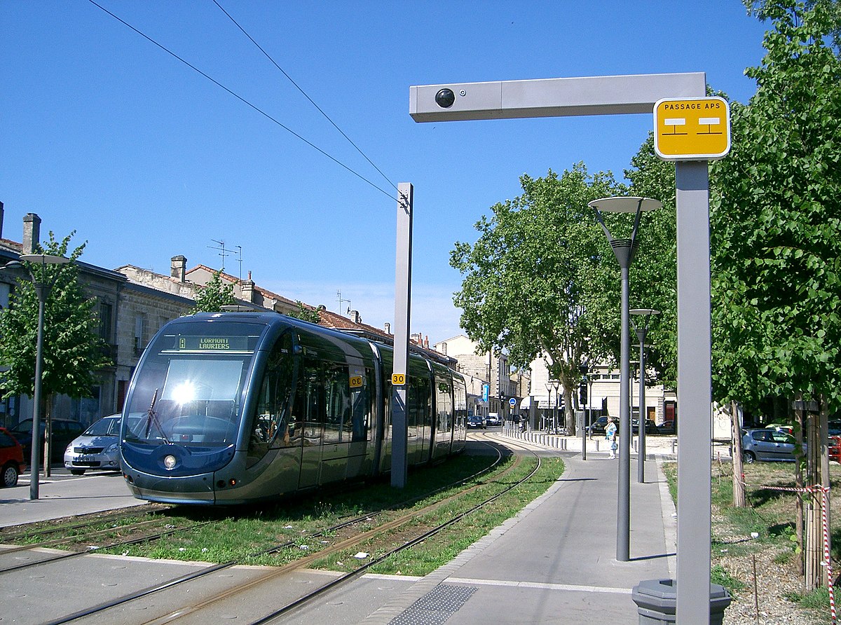 Point de passage entre l'alimentation par les LAC et l'APS (Bordeaux)