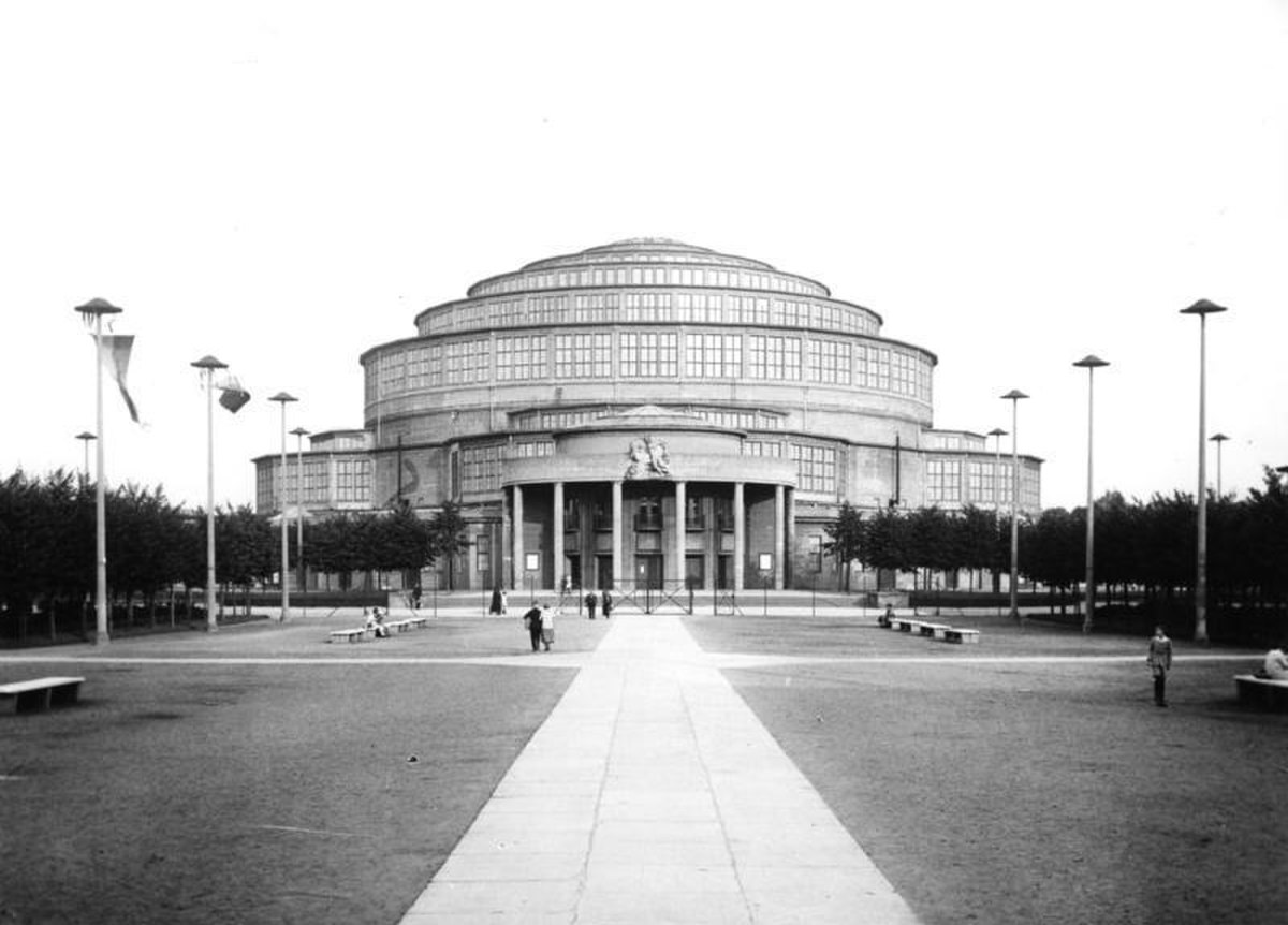 Bundesarchiv B 145 Bild-P011862, Breslau, Jahrhunderthalle.jpg