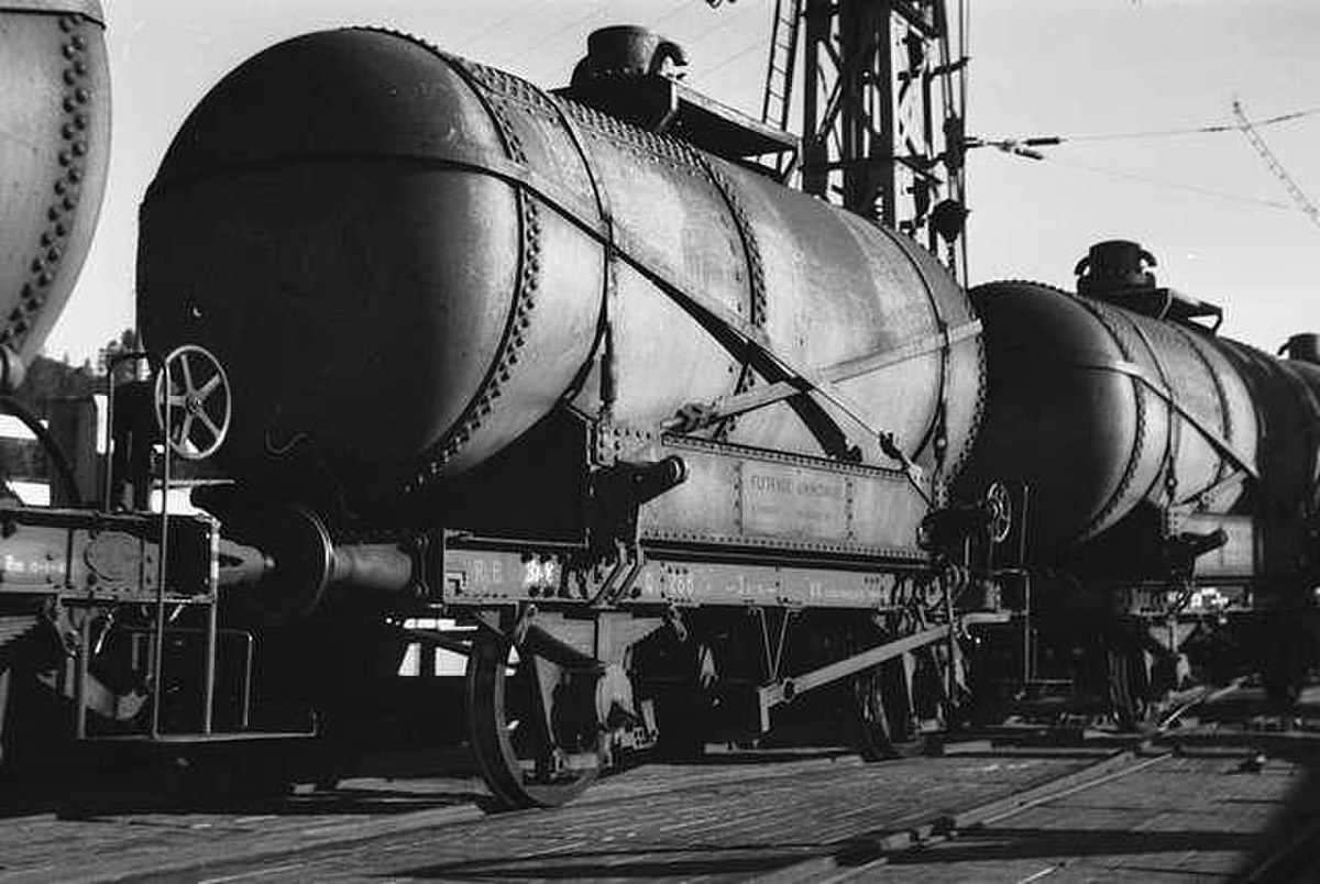 Photographie de wagons transportant de l'ammoniac liquide en Norvège.