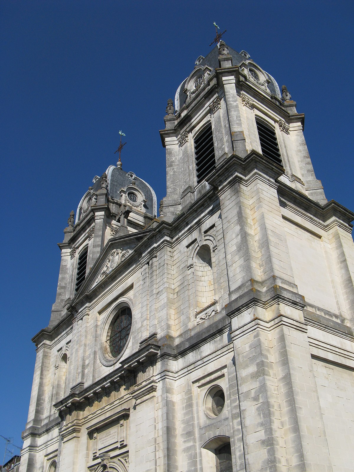 Vue générale de l'édifice