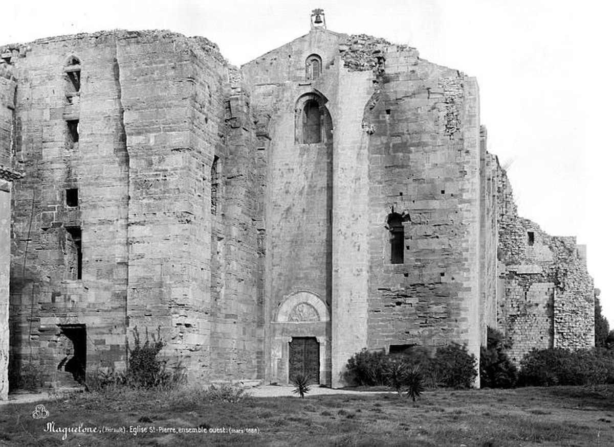 Cathédrale Saint-Pierre-et-Saint-Paul de Maguelone Mieusement.jpg
