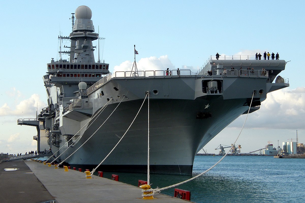 Cavour (porte-avions)
