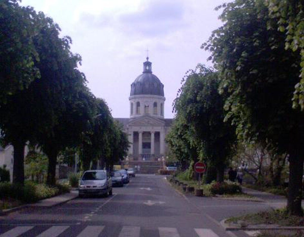 Chapelle CHU Angers.jpg