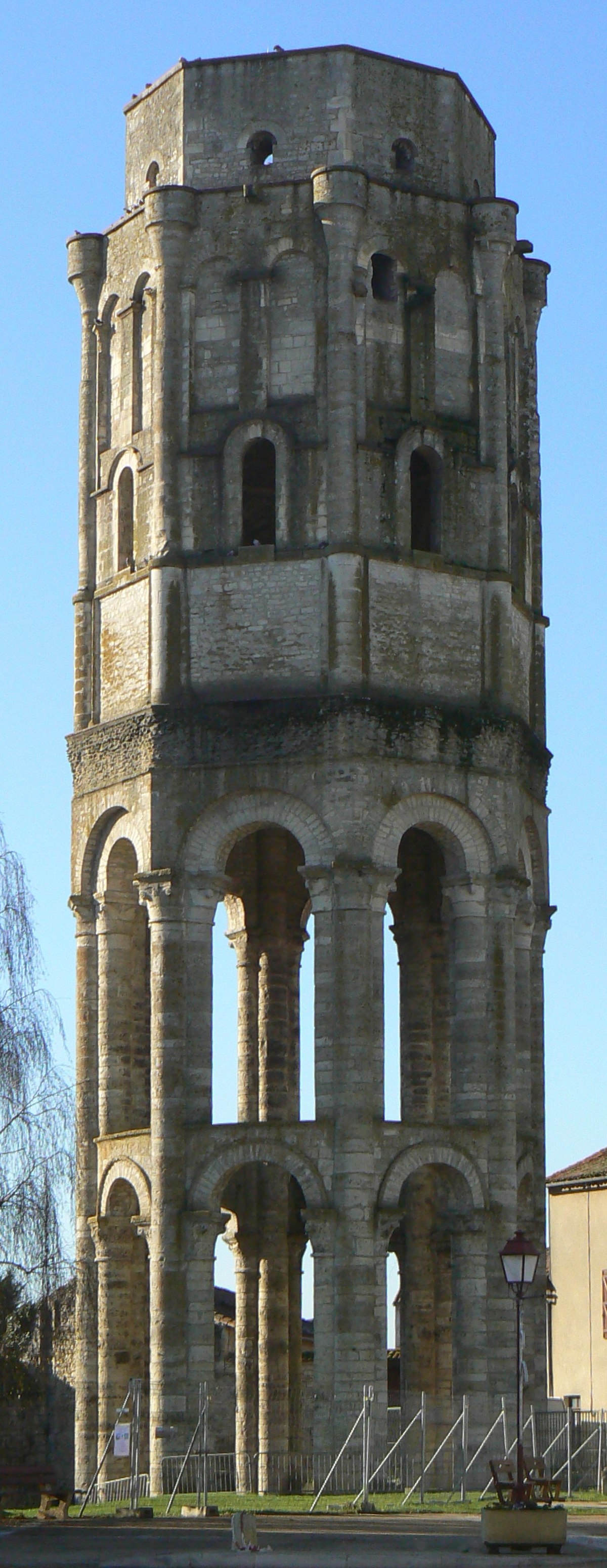 Abbaye Saint-Sauveur de Charroux