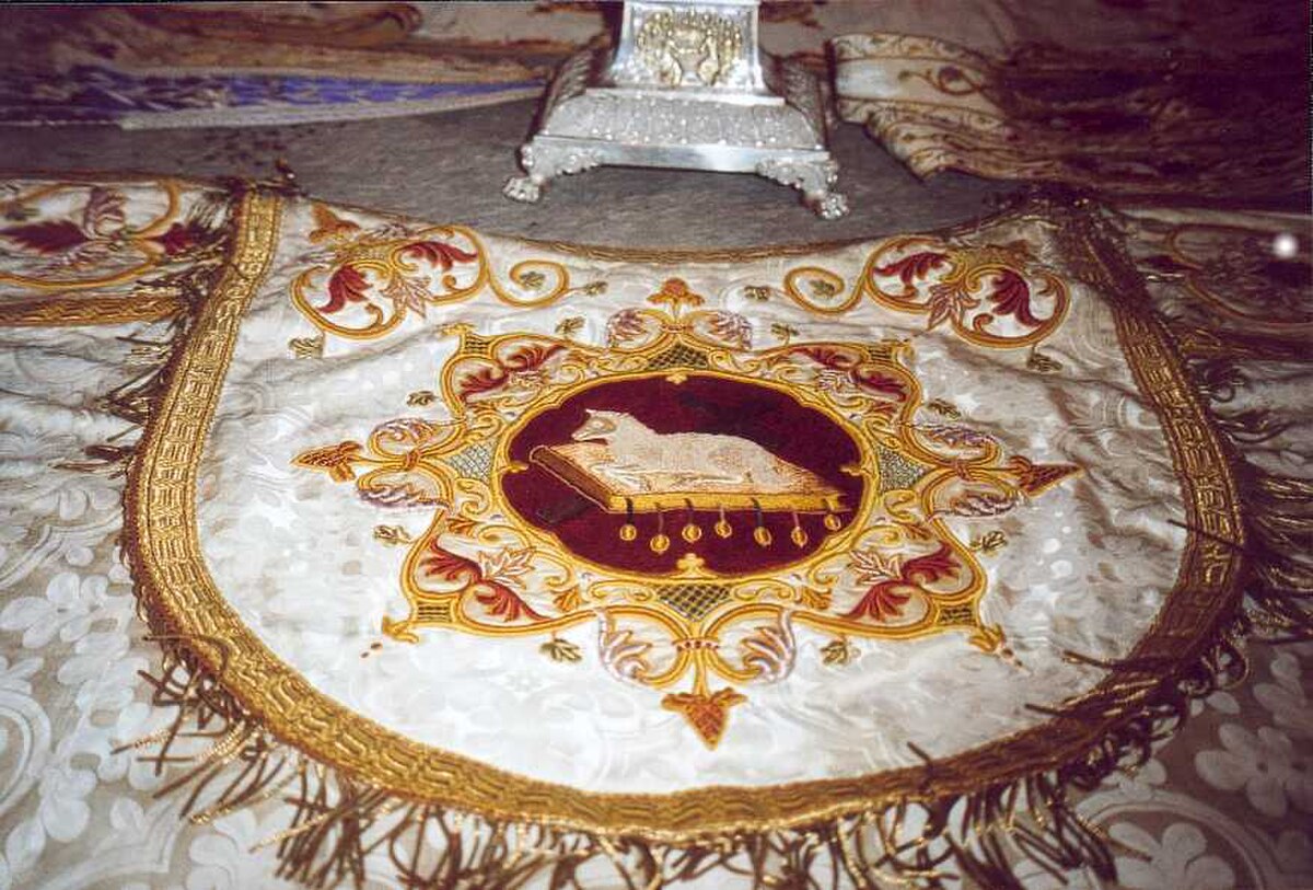 Chasuble.jpg