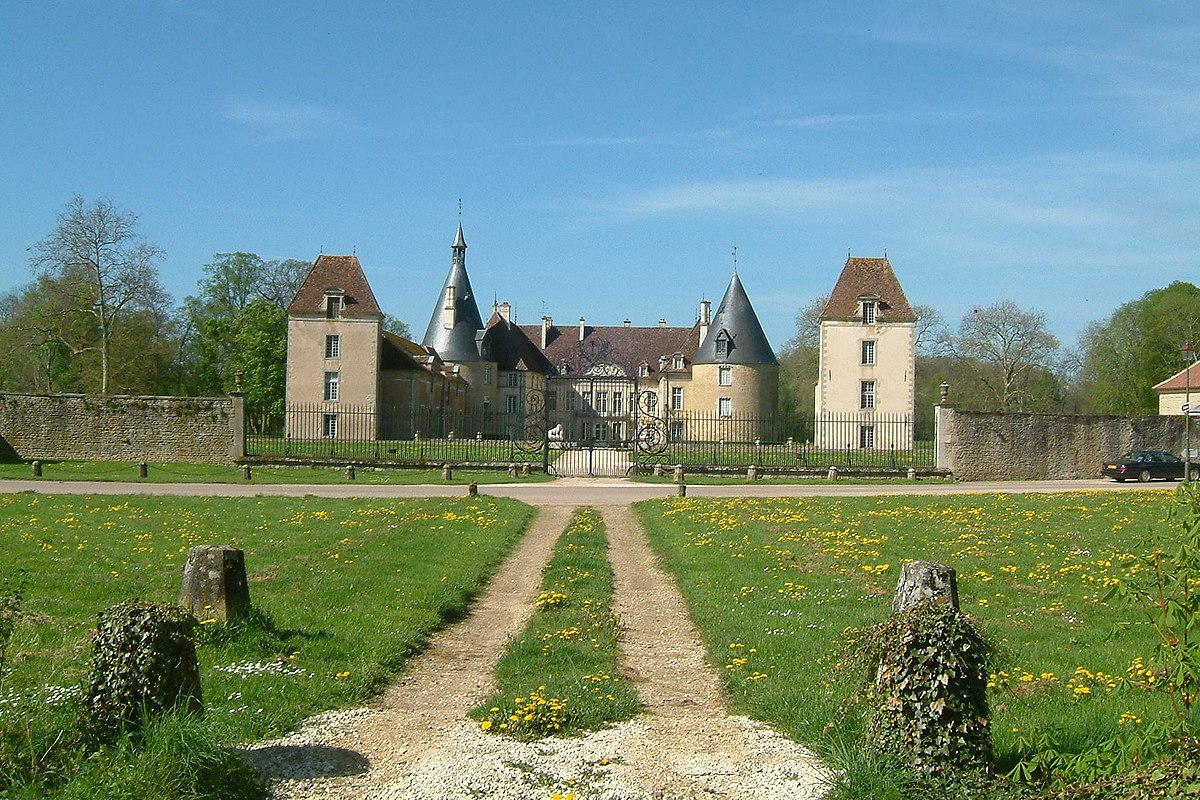 Château de Commarin