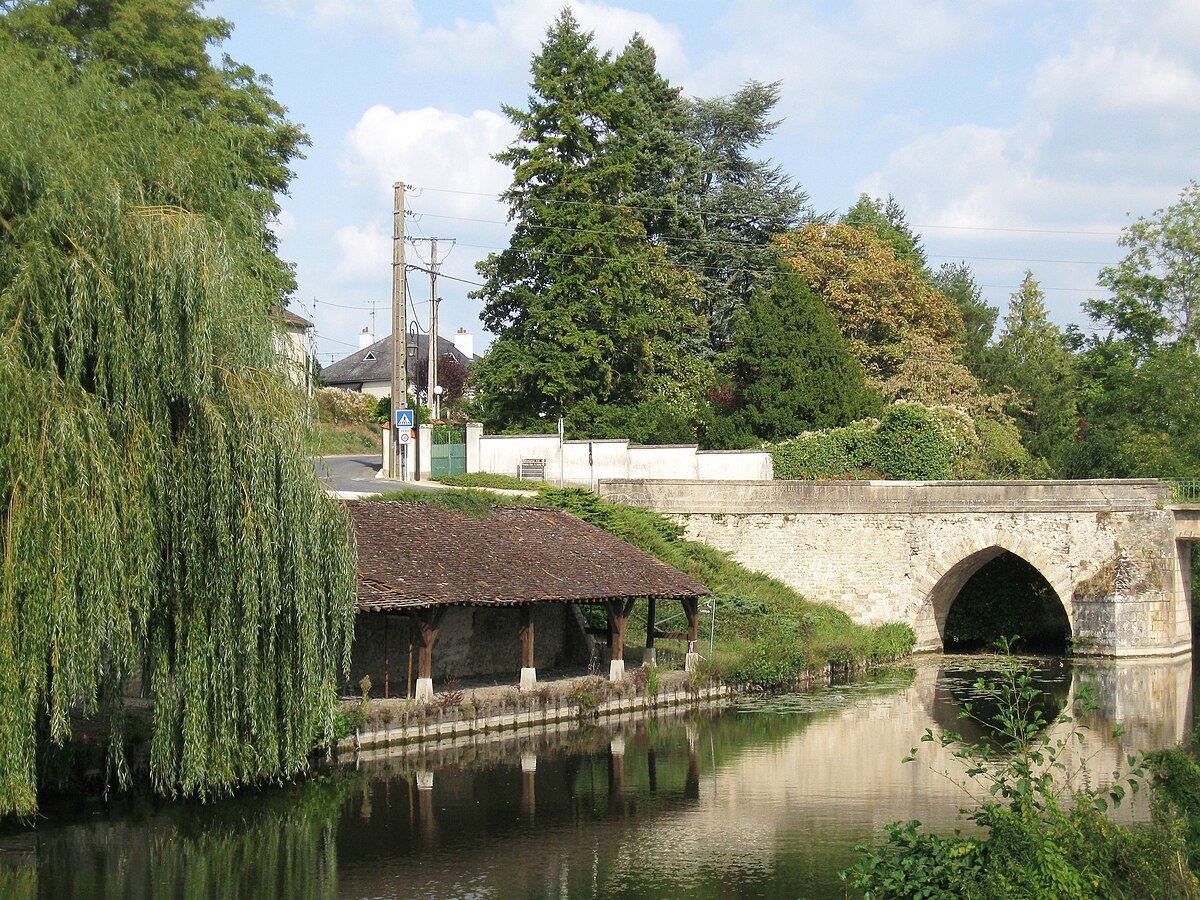 Chécy canal d'Orléans 15.jpg
