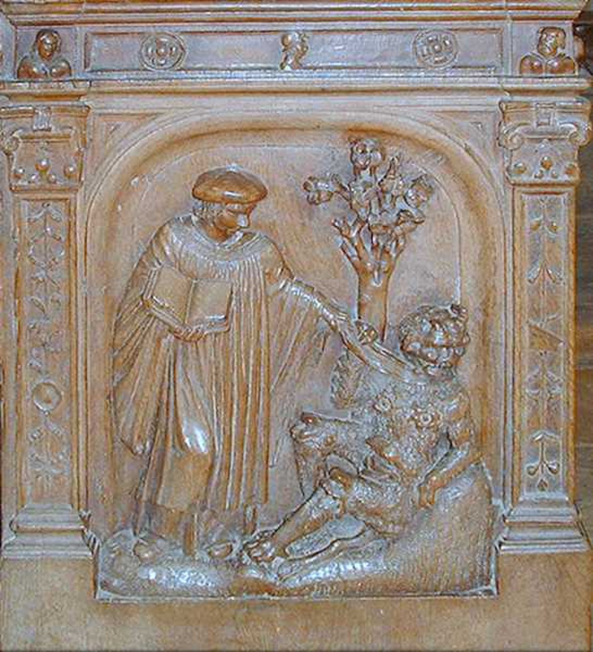 Collégiale de Montréal (Yonne) 310.JPG