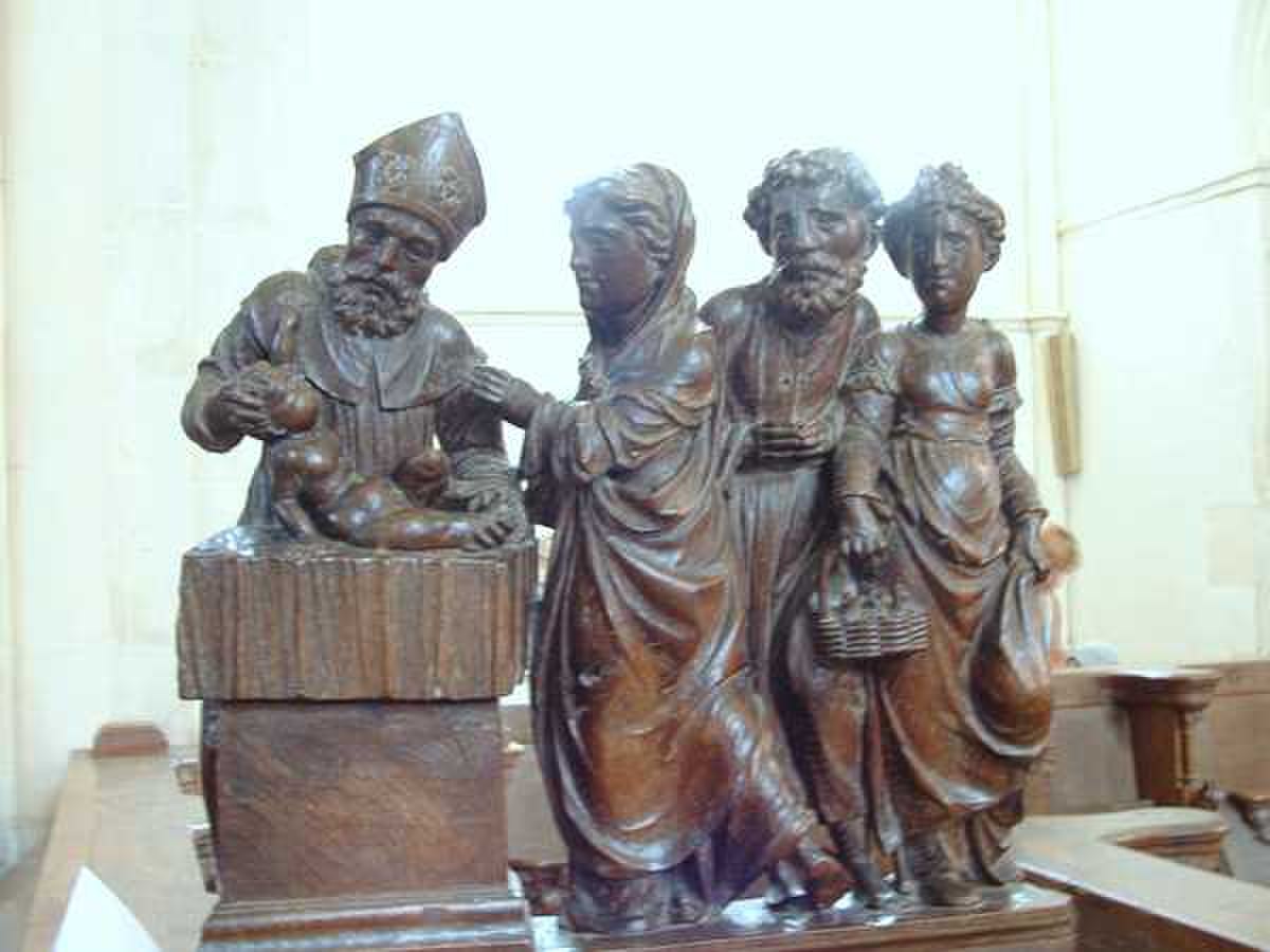 Collégiale de Montréal (Yonne) 319.JPG
