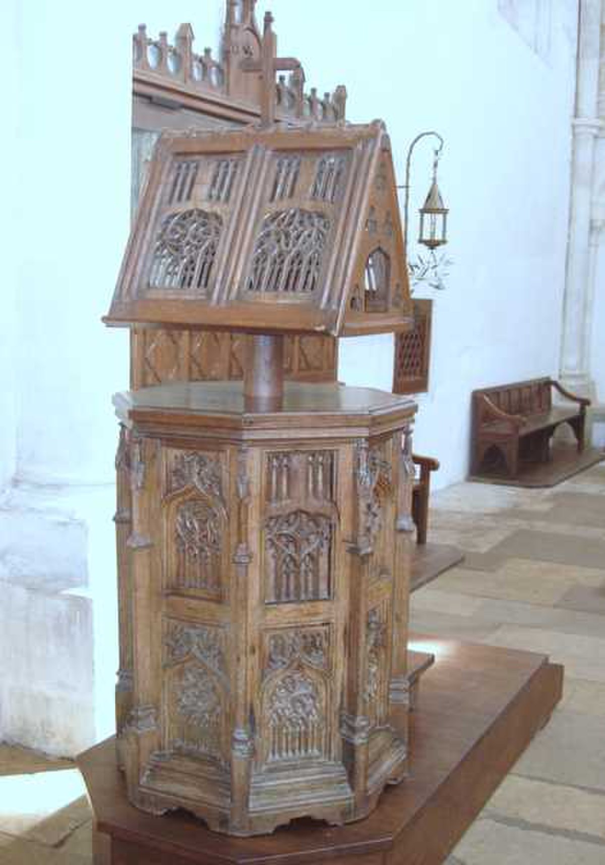 Collégiale de Montréal (Yonne) 406.JPG