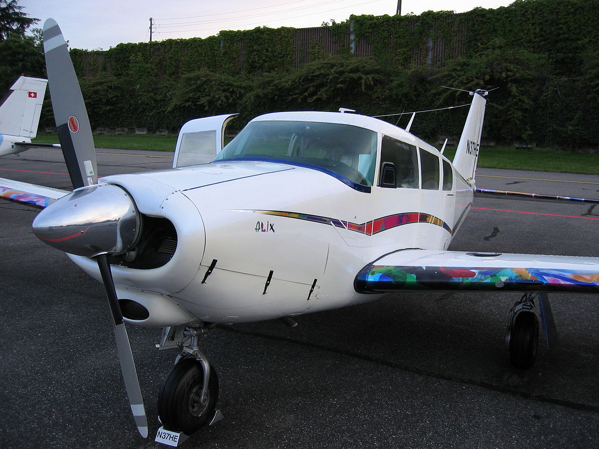 Piper PA-24