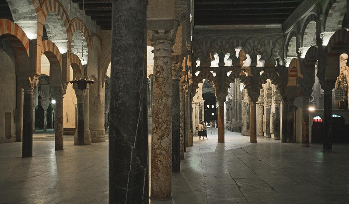 Grande mosquée de Cordoue, vue intérieure