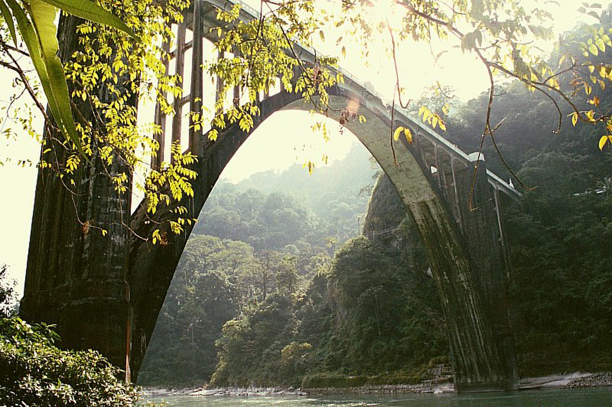 Coronation Bridge.jpg