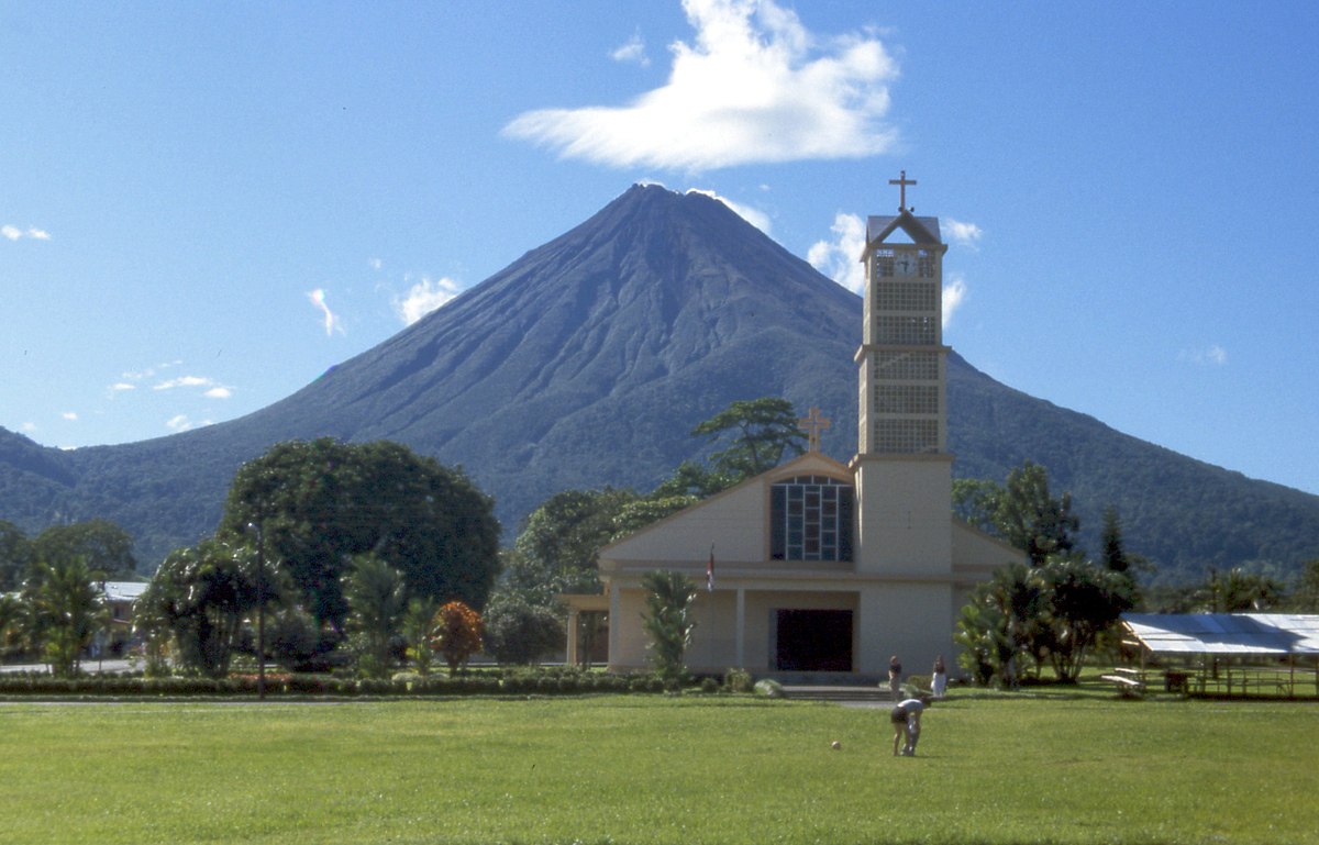 Arenal (volcan)
