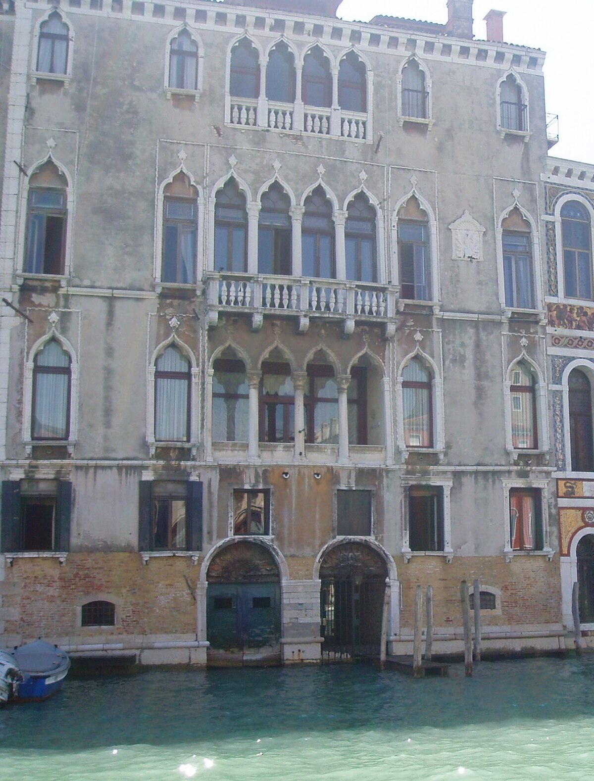 Palais Da Mula