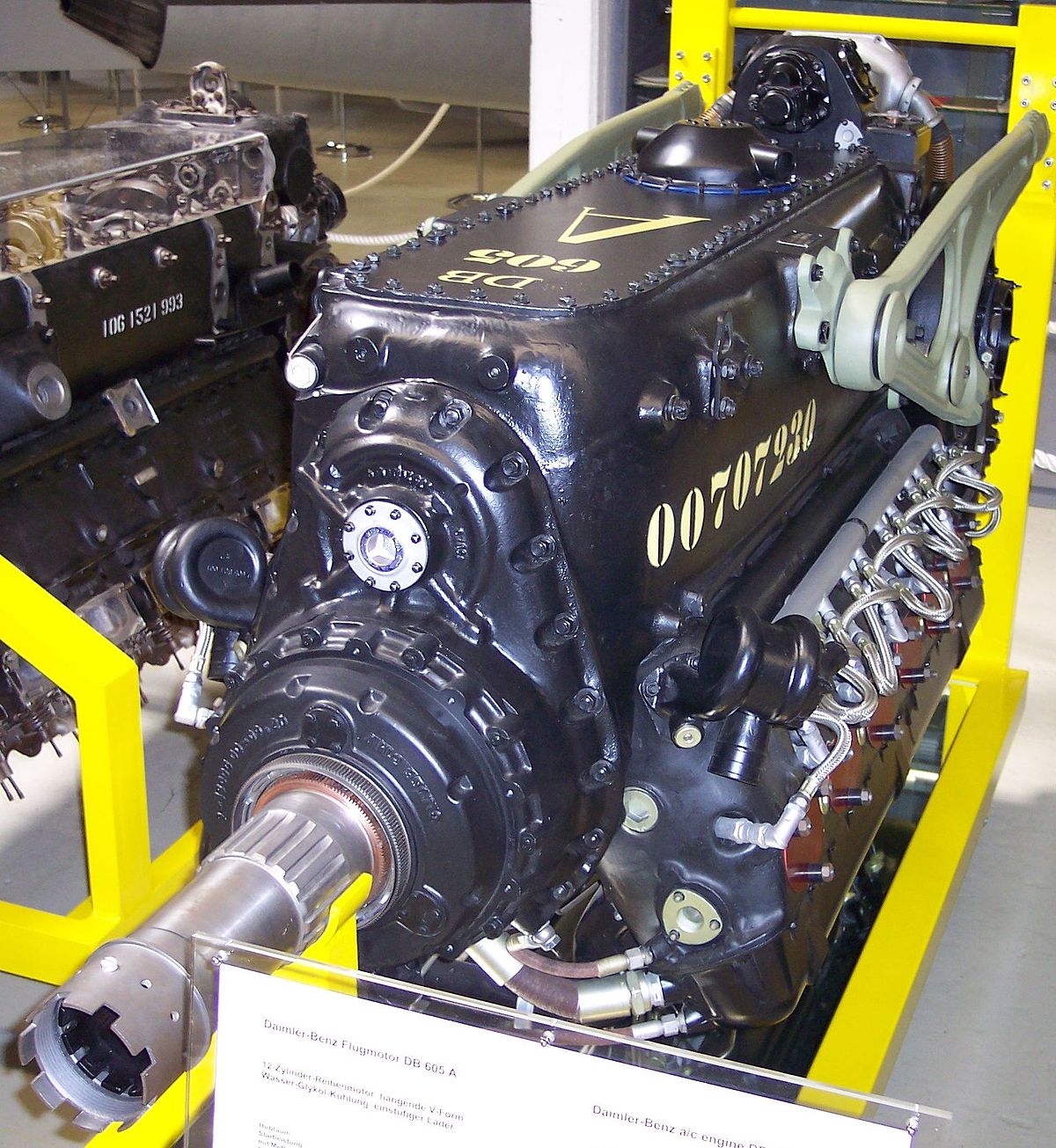 Un DB-605
