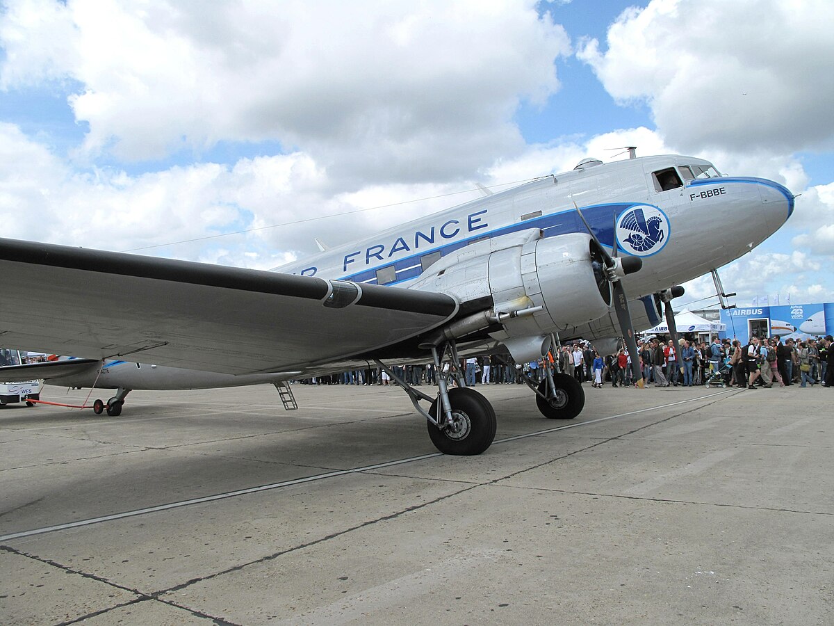 Douglas DC-3