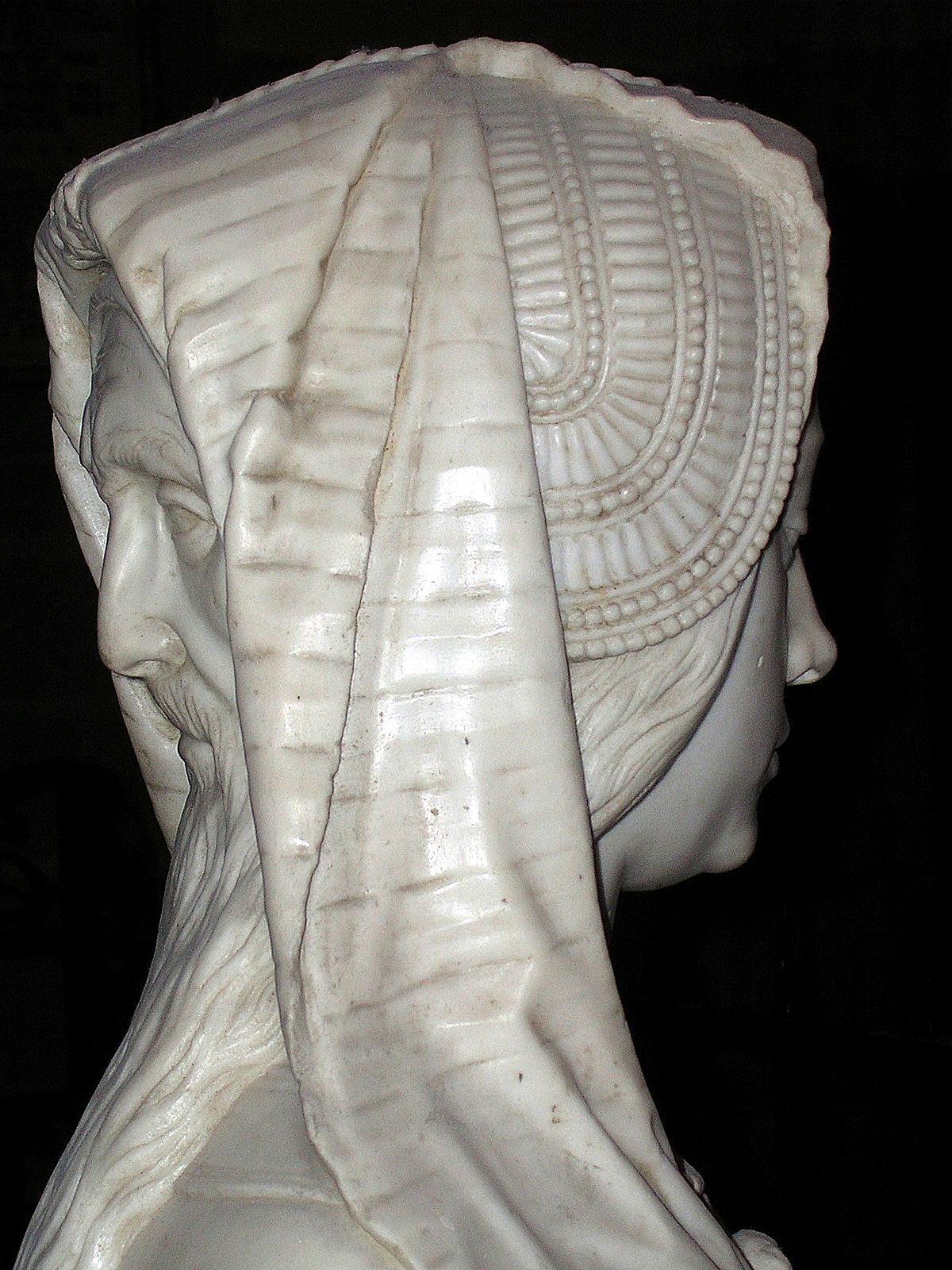 Le double visage de la Prudence, détail du tombeau de François II de Bretagne