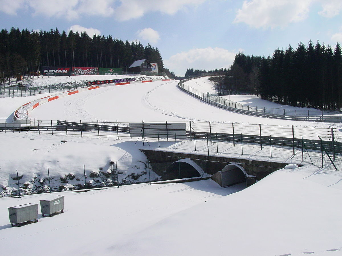 Virage de l'Eau Rouge et Raidillon en hiver