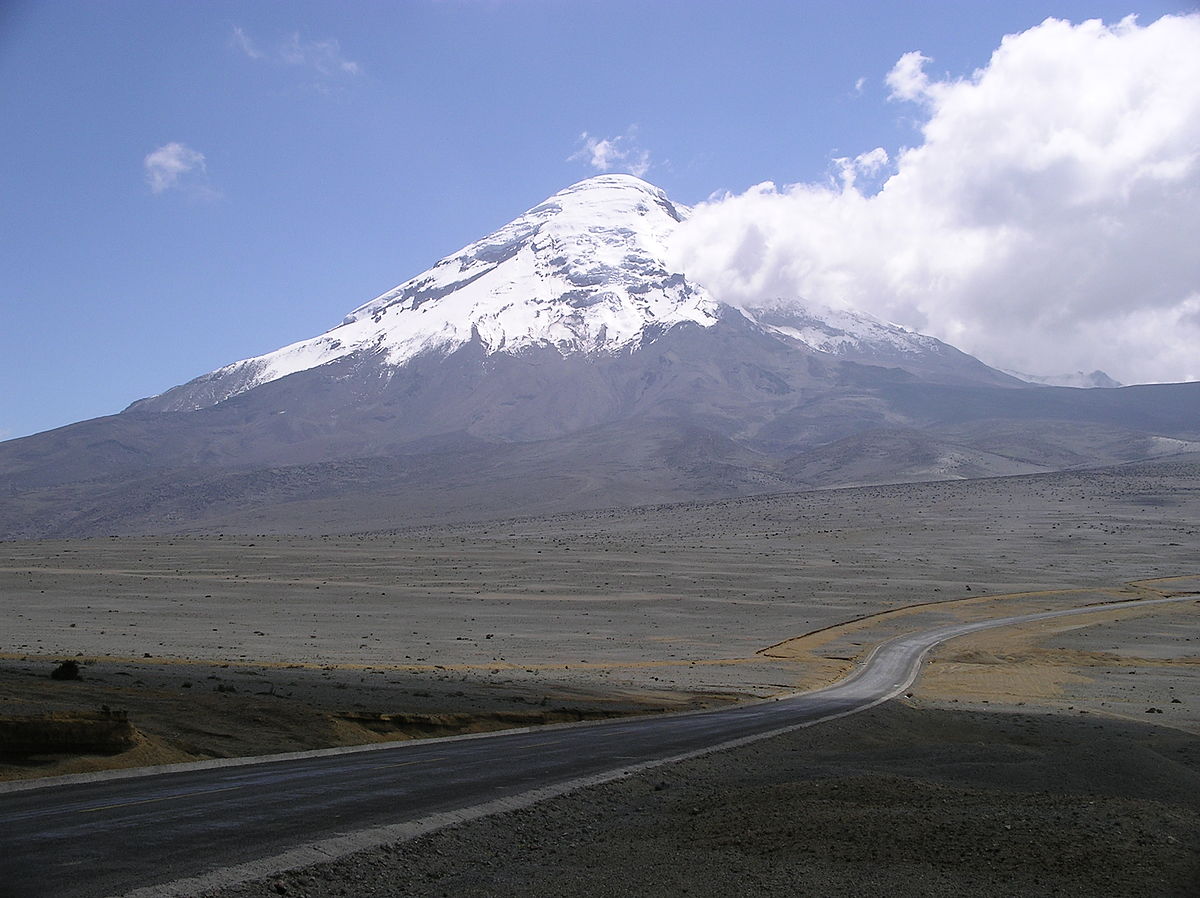 Ecuador Chimborazo fromnorthwest.JPG