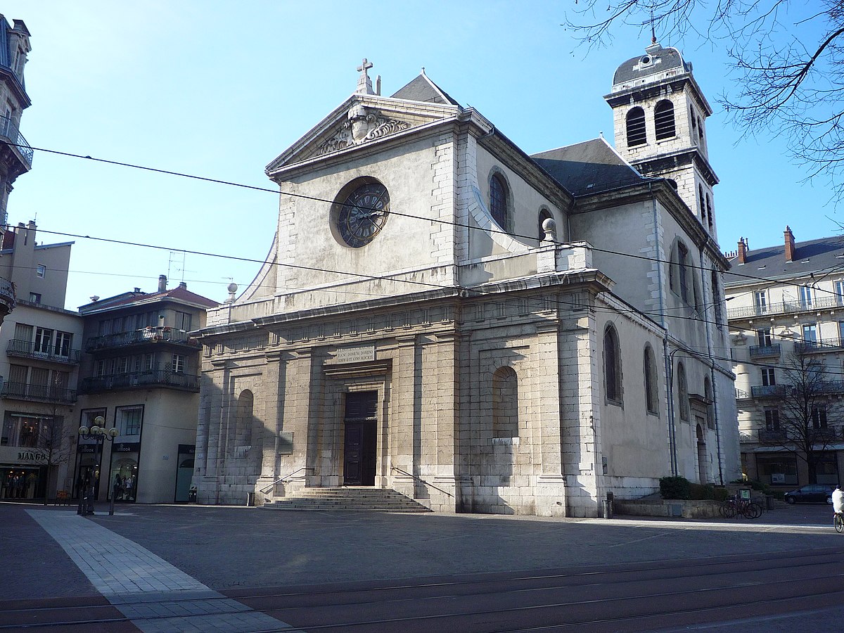Eglise Saint Louis - Grenoble.JPG