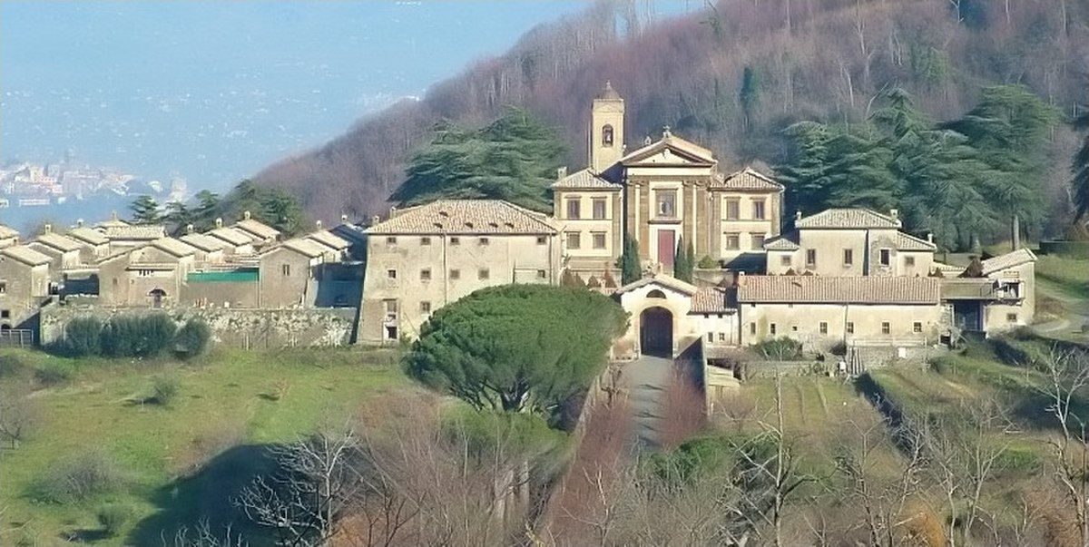 Eremo camaldoli.jpg