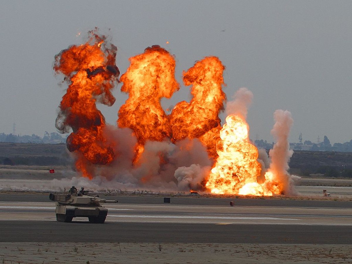 Explosion