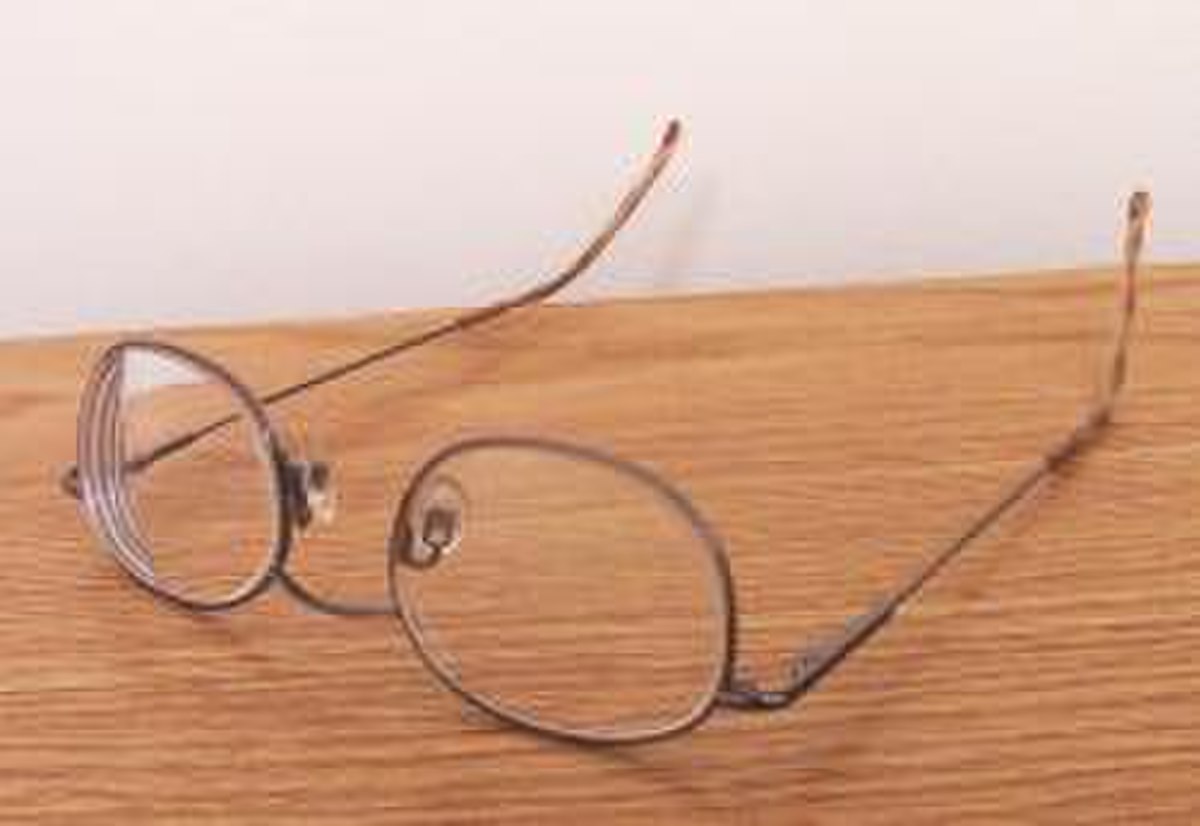 Une paire de lunettes