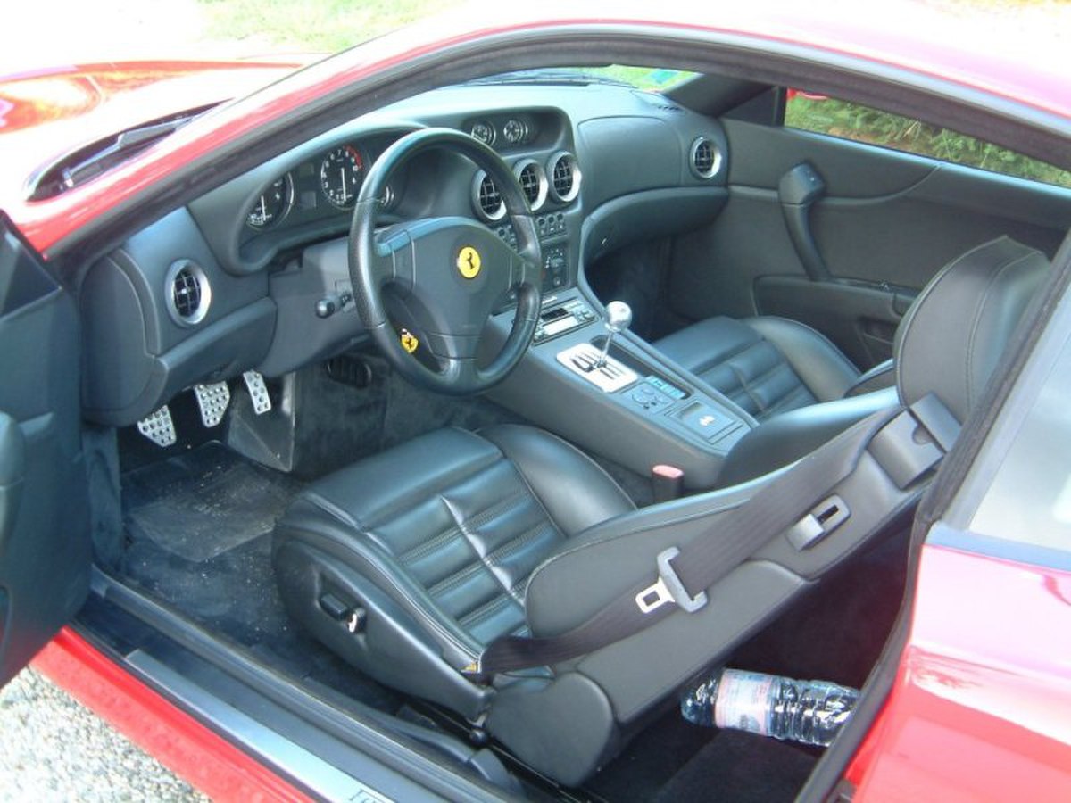 Ferrari 550 Maranello, intérieur