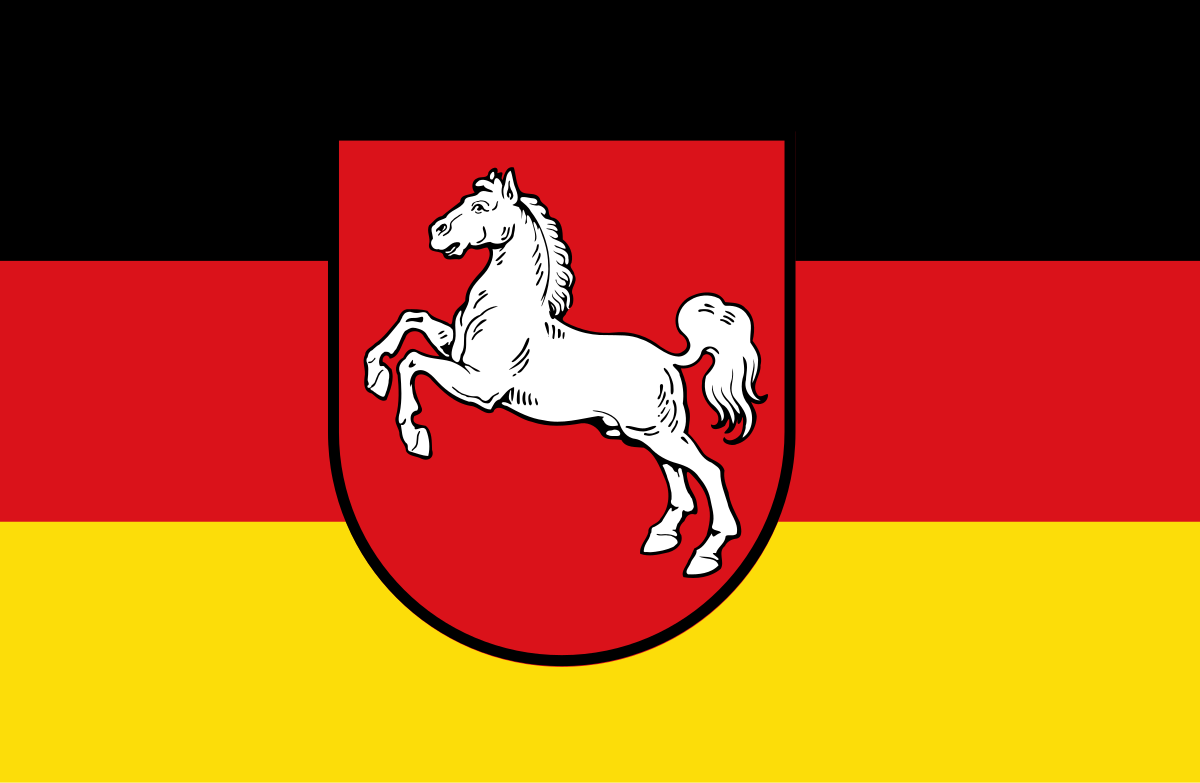 Flag of Lower Saxony.svg