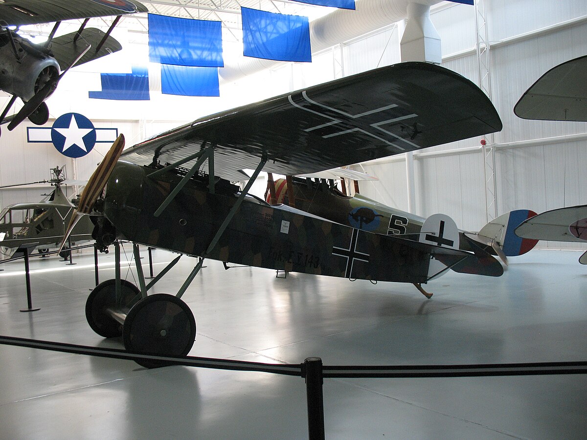 Fokker D-8 3975 (2076013061).jpg