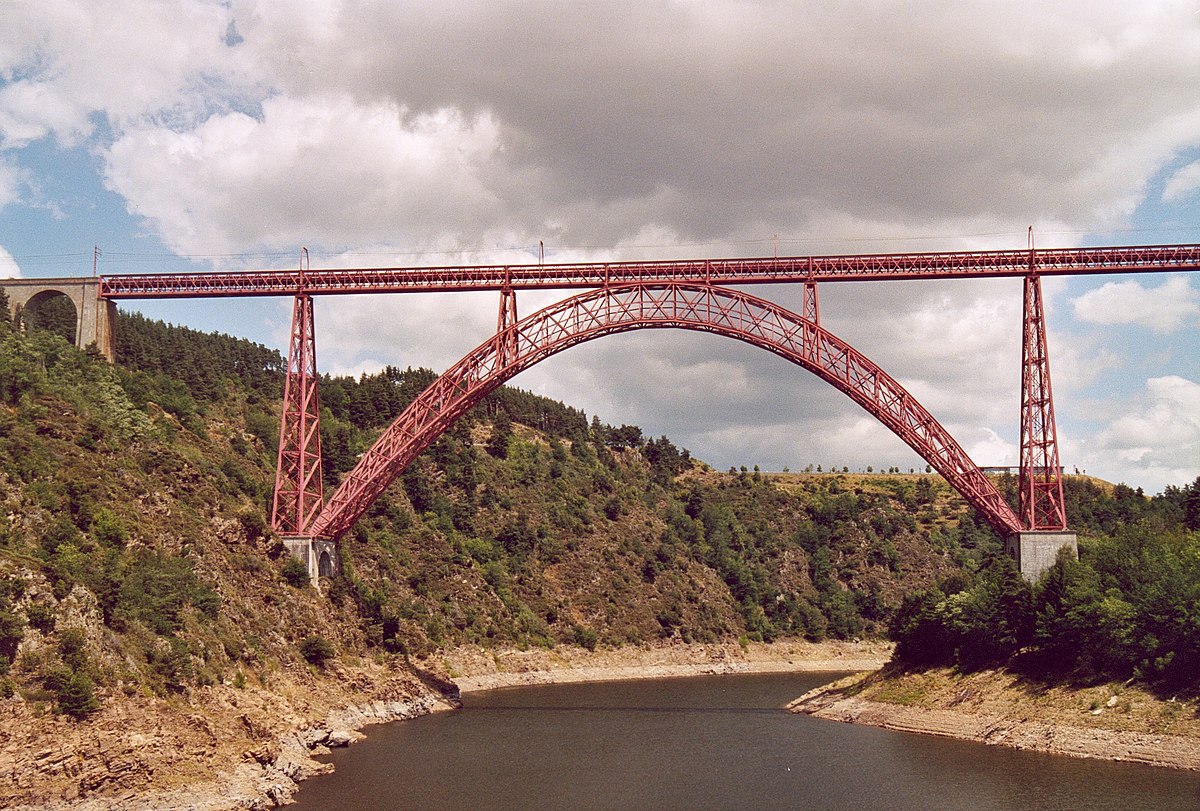 France Cantal Viaduc de Garabit 04.jpg