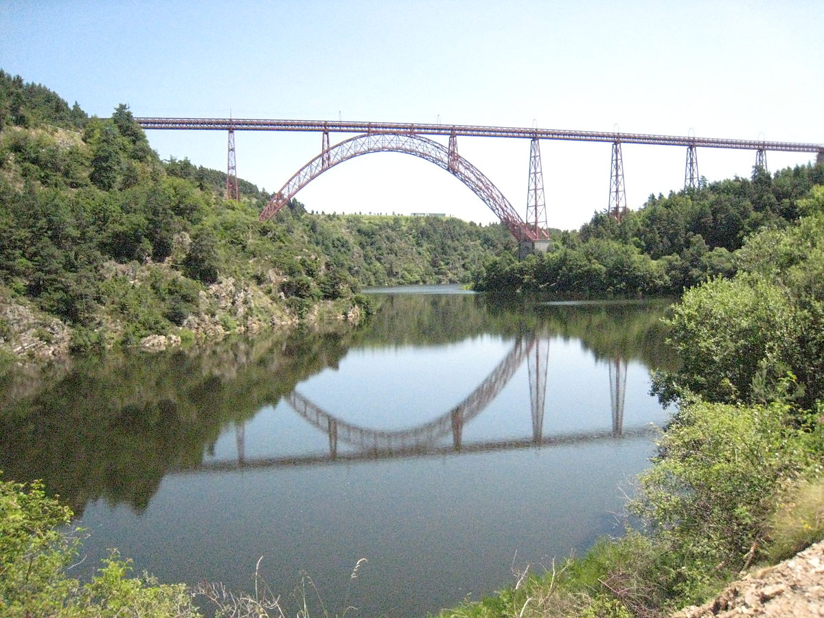 France Cantal Viaduc de Garabit 06.jpg