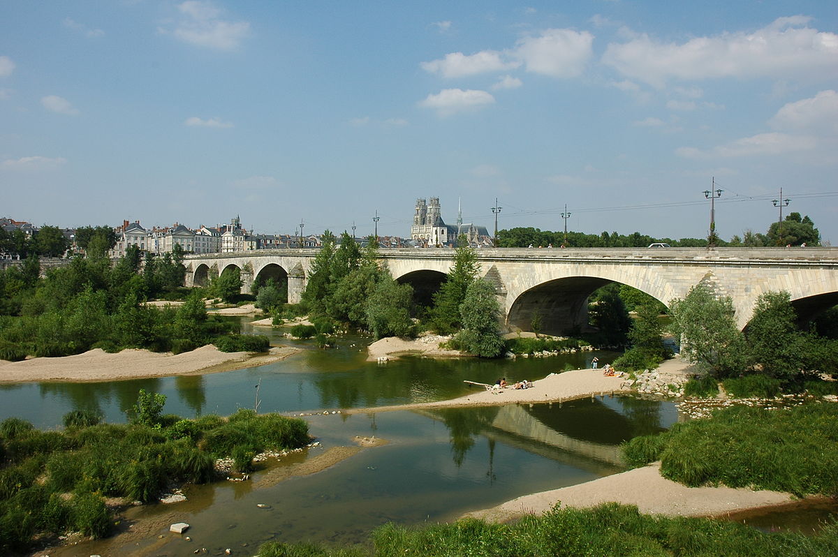 France Orleans Pont George V Cathedrale 01.JPG