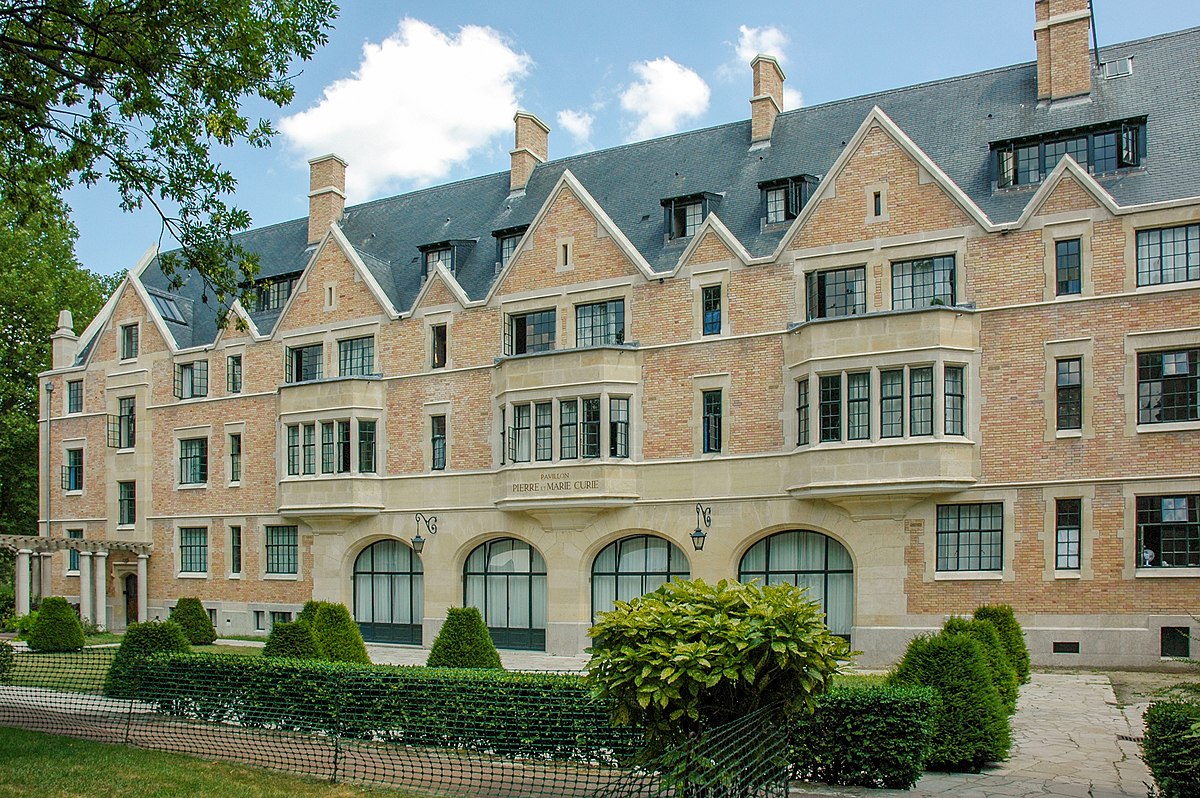 France Paris Cite Universitaire Fondation Deutsch de la Meurthe 01.JPG