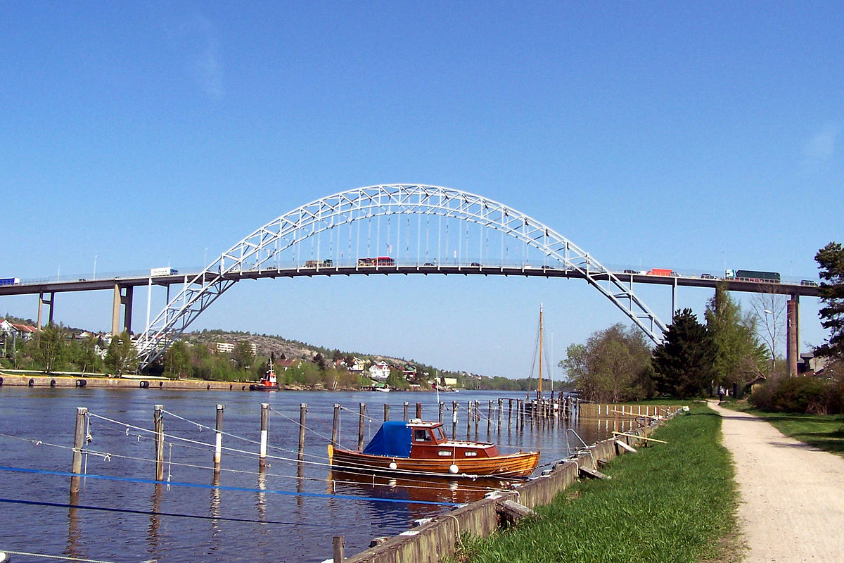 Fredrikstad BridgeacrossGlomma01.JPG