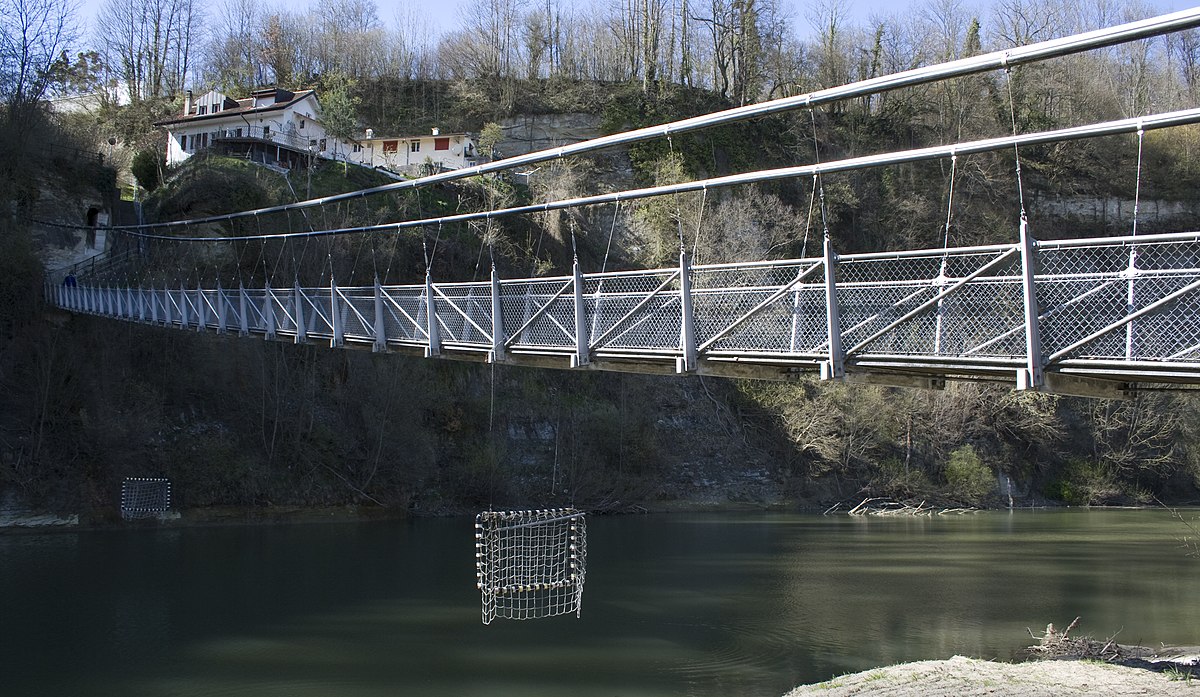 Vue de la passerelle des Neigles