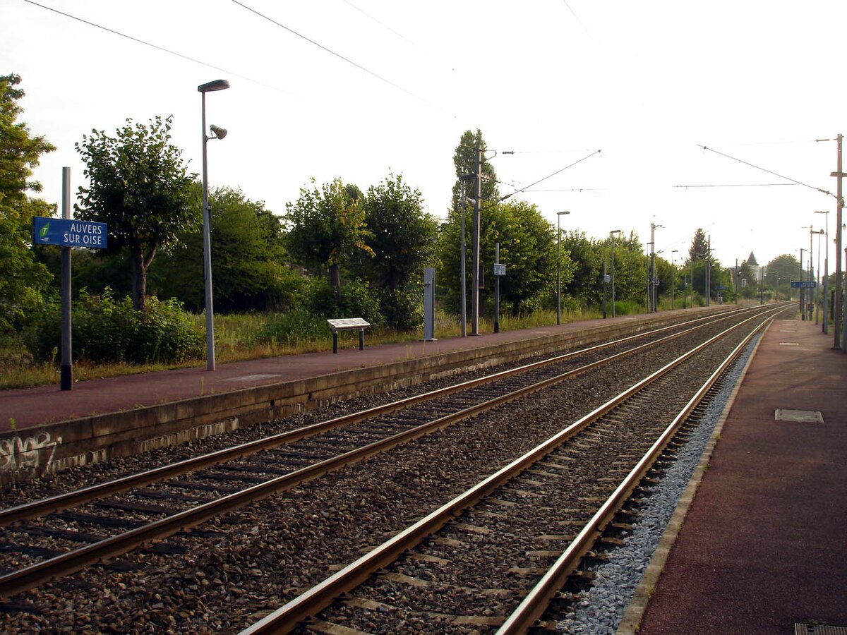 Gare d Auvers-sur-Oise 04.jpg