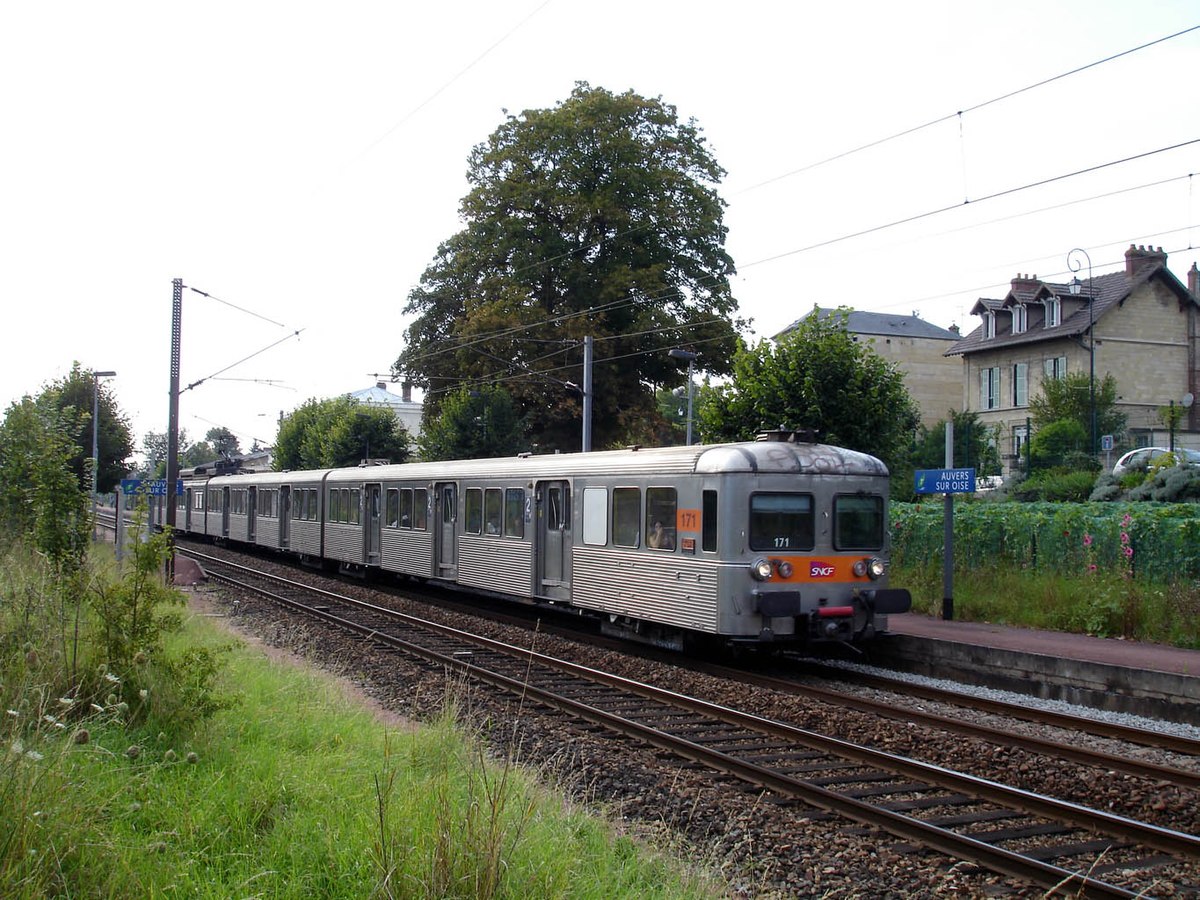Gare d Auvers-sur-Oise 05.jpg