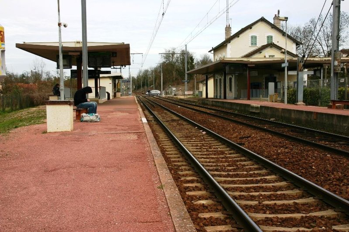 Gare de Ballancourt