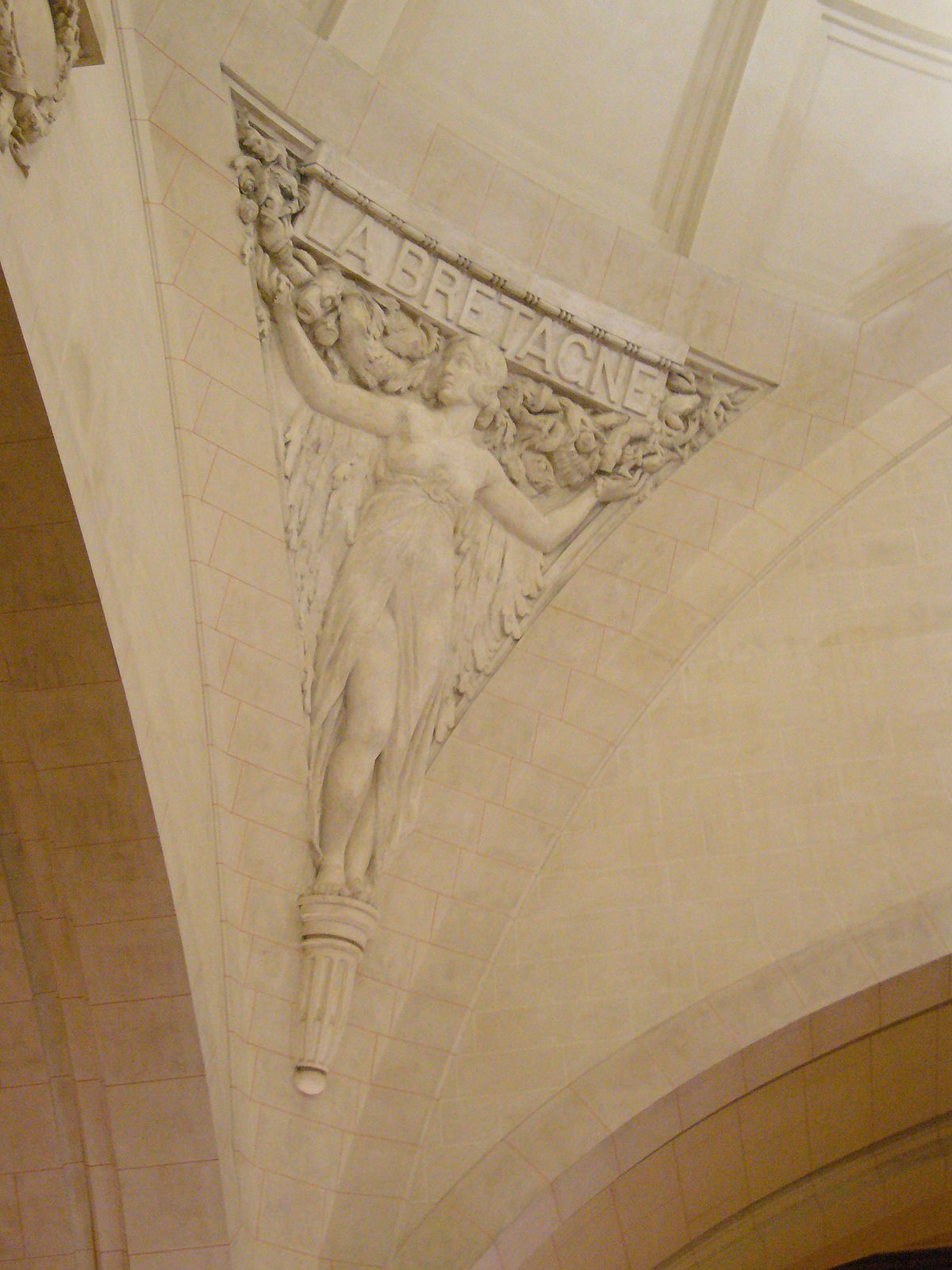 Gare de Limoges - Bretagne.JPG