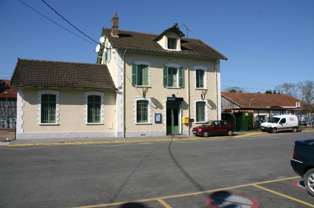 Le batiment de la gare