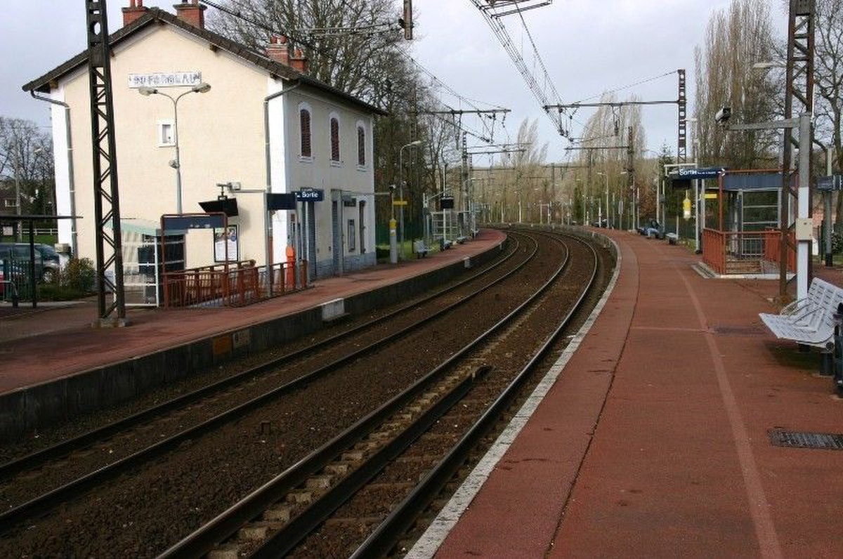 Gare de Saint-Fargeau