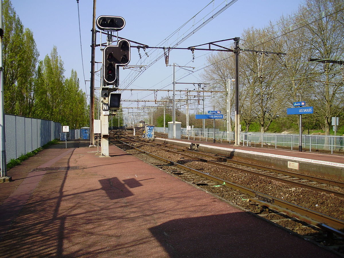 Gare des Saules