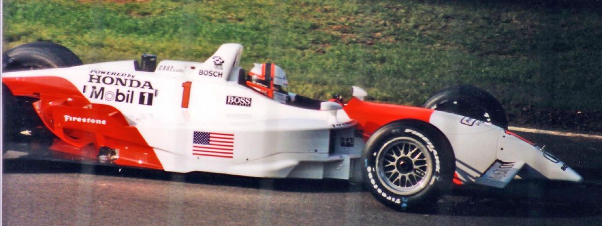 Dans le championnat CART en 2001.