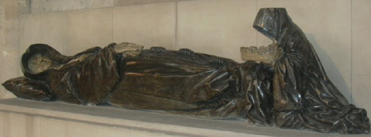 Gisant de Philippine de Gueldre.jpg
