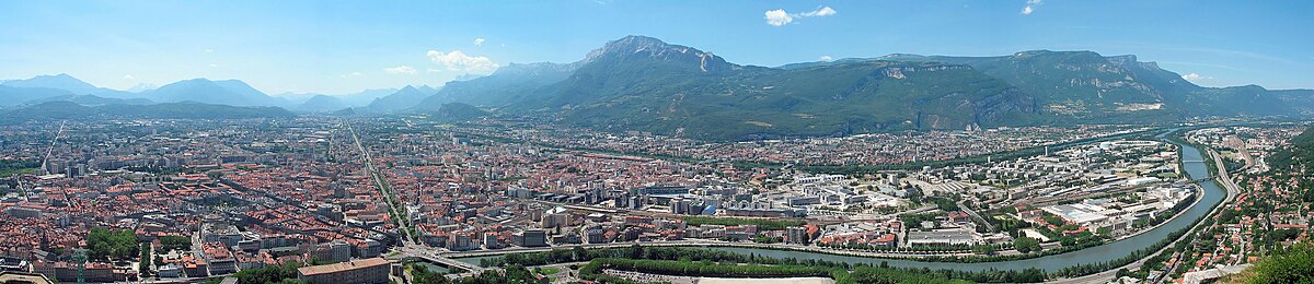 Grenoble pan.jpg