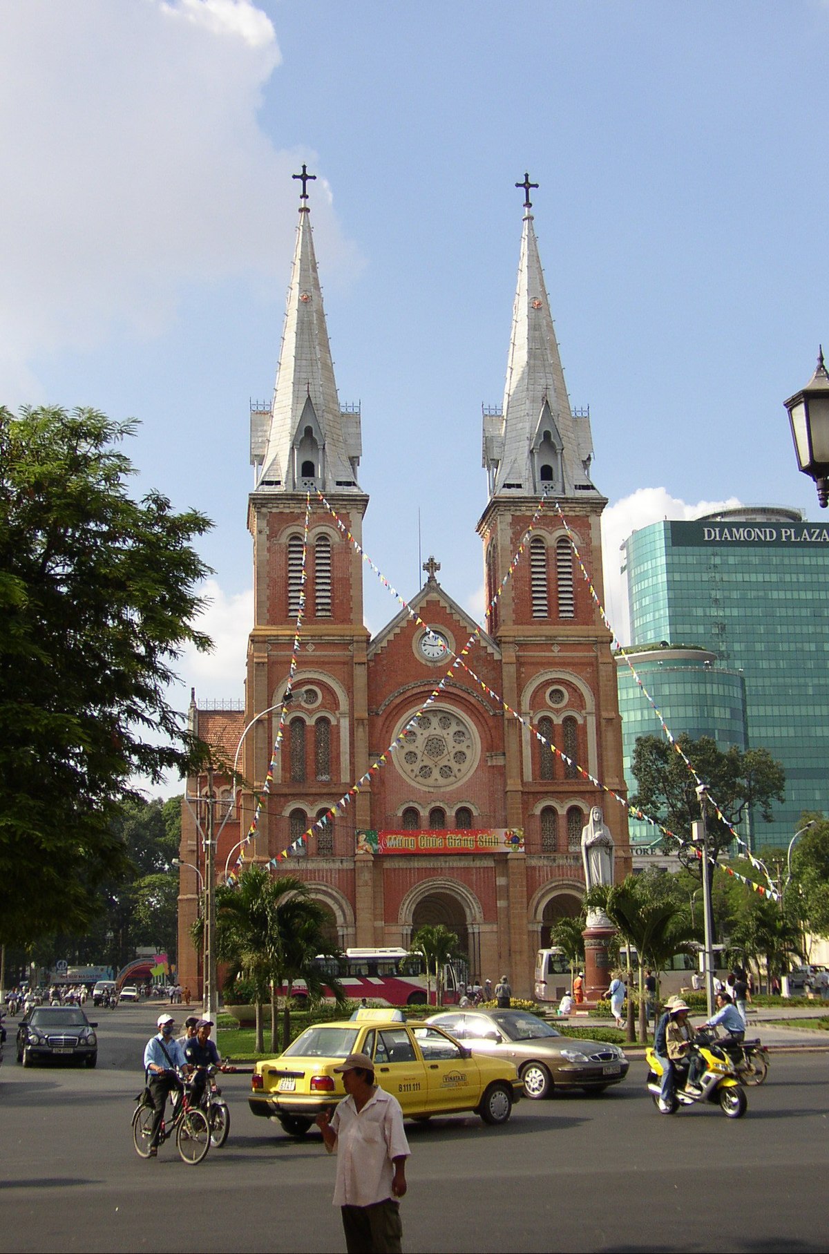Cathédrale Notre-Dame de Saigon