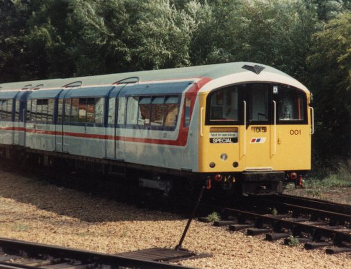 Rame Classe 483 n° 483001 en 1989.